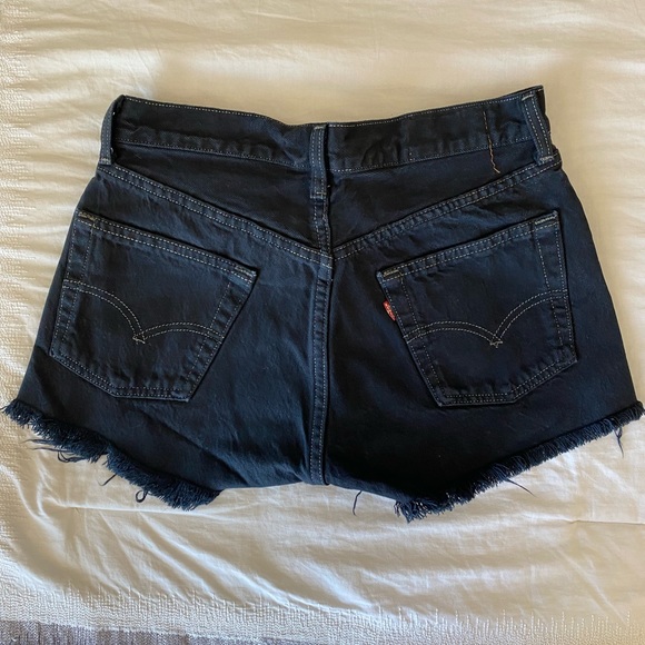 LEVIS BLACK SHORTS - Picture 5 of 5
